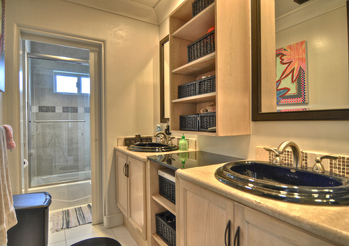 bathroom upstairs